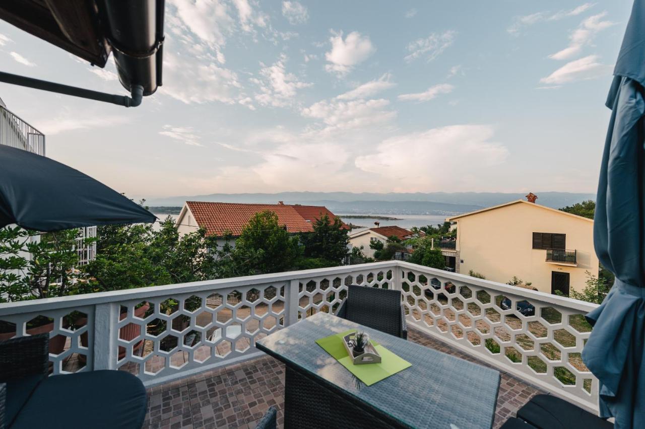 Villa Sarah Klimno Exterior photo